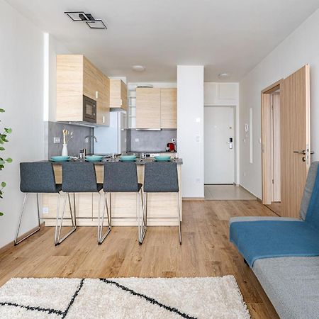 Westside Garden Apartments By Urbanrent Boedapest Buitenkant foto