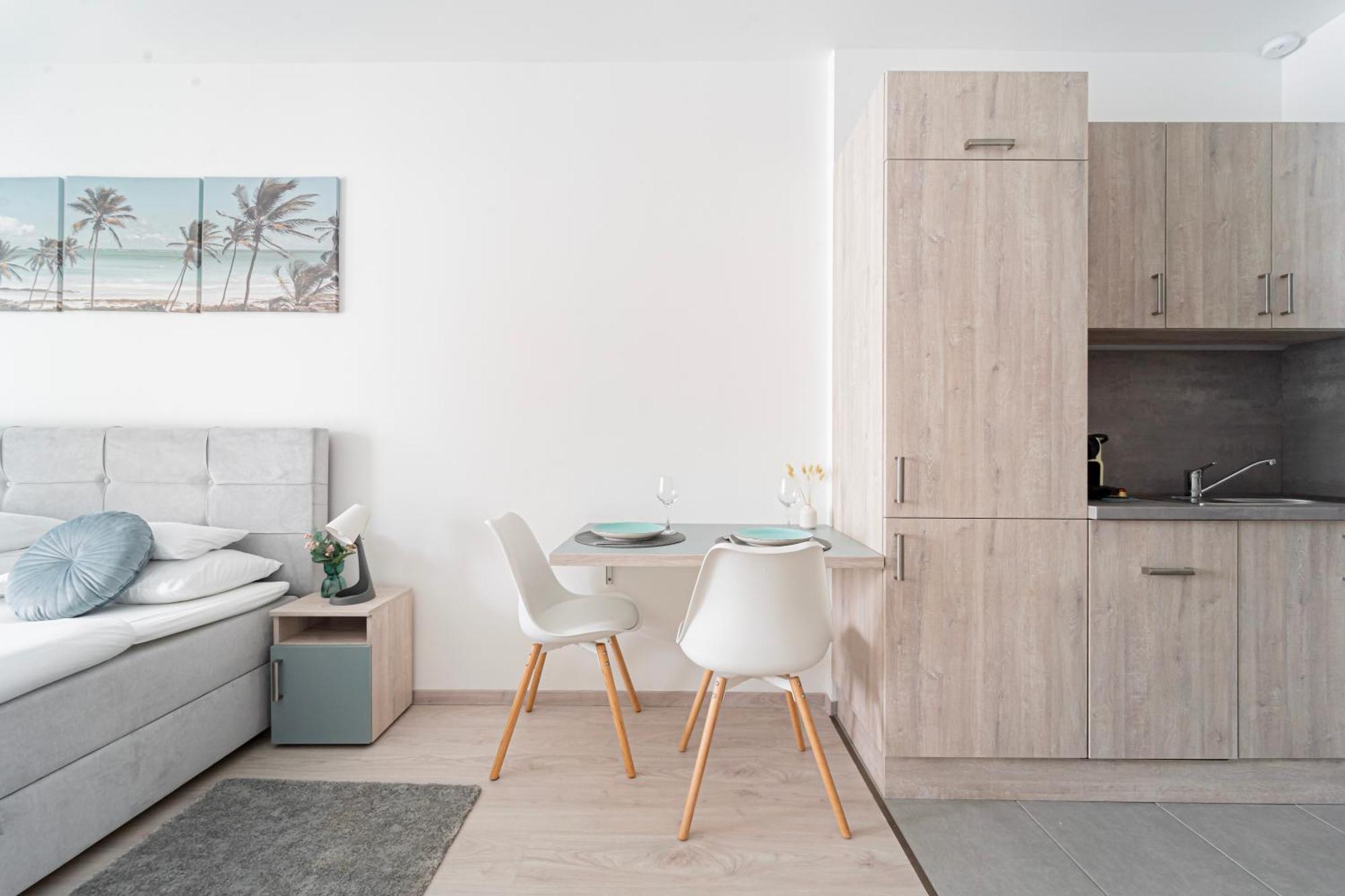 Westside Garden Apartments By Urbanrent Boedapest Buitenkant foto
