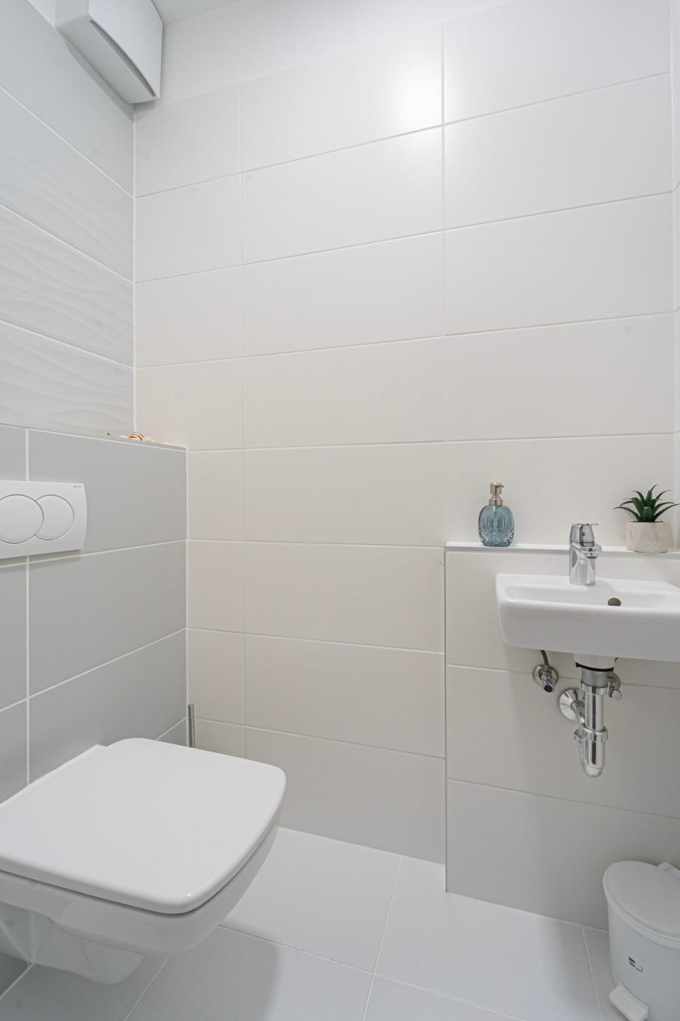 Westside Garden Apartments By Urbanrent Boedapest Buitenkant foto